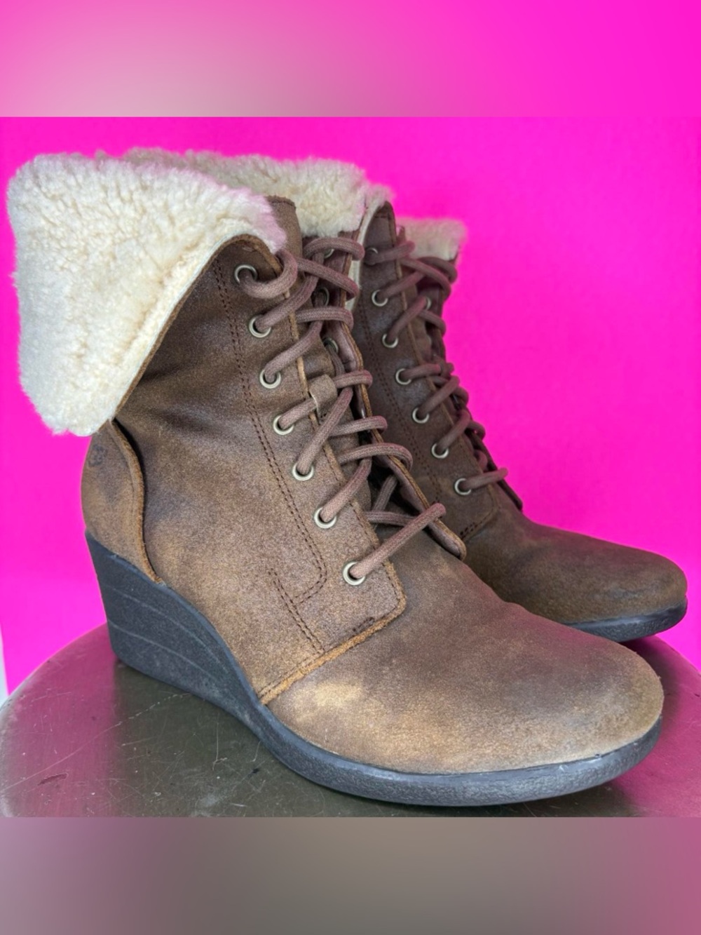 UGG Zea Brown Leather Shearling Cuff Lace-Up Wedge Heel Boot US 8